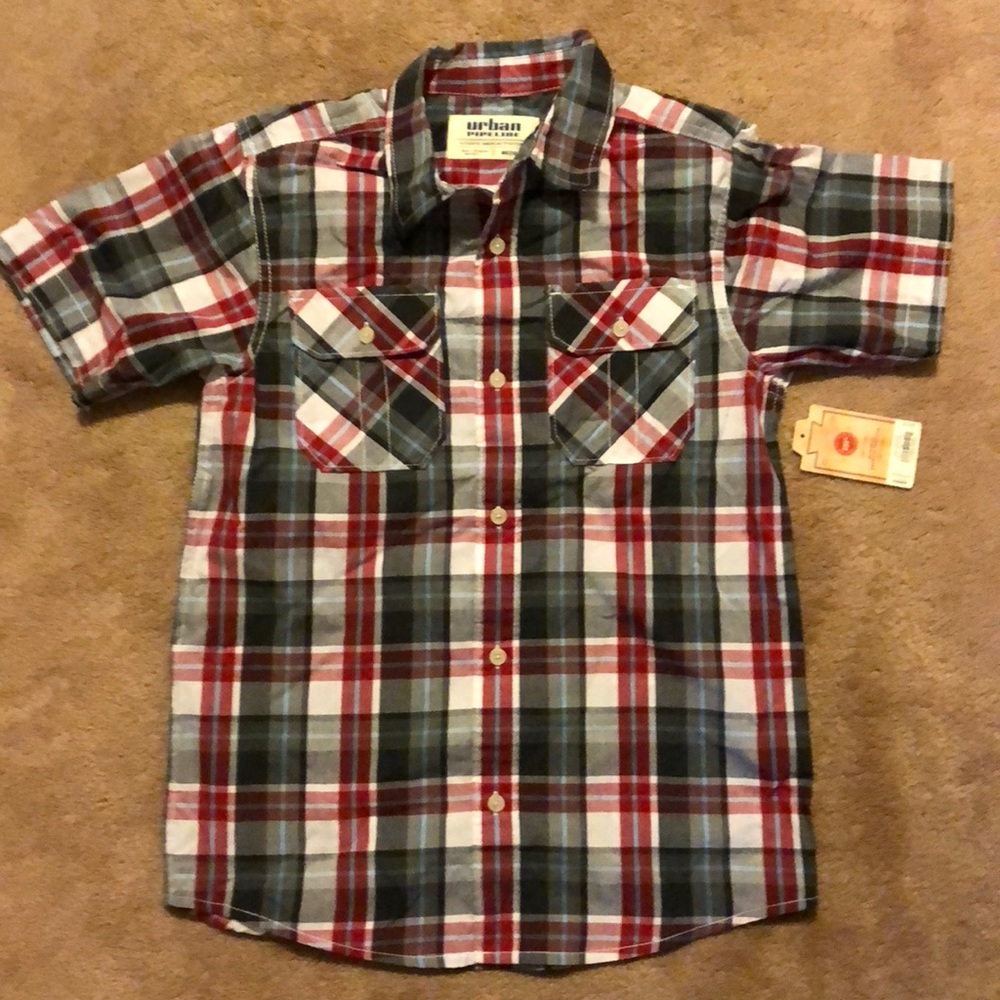 New shirt sleeve button down